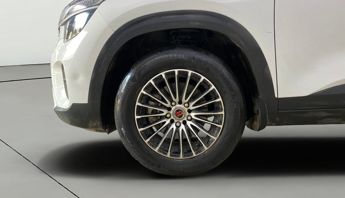 2023 KIA SELTOS HTE 1.5 PETROL, Petrol, Manual, 17,863 km, Left Front Wheel