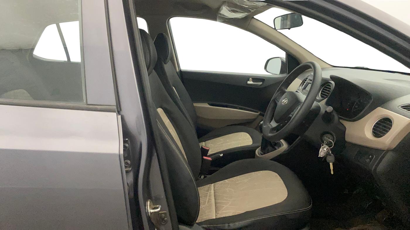 2015 Hyundai Grand i10 SPORTZ 1.2 KAPPA VTVT, Petrol, Manual, 24,754 km, Right Side Front Door Cabin