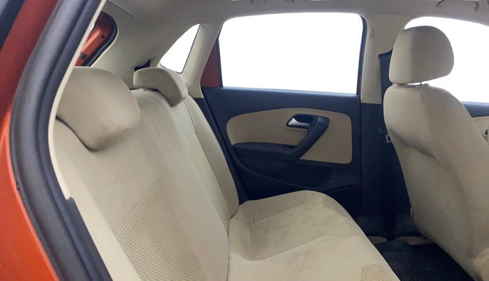 2014 Volkswagen Polo HIGHLINE1.5L, Diesel, Manual, 86,989 km, Right Side Rear Door Cabin