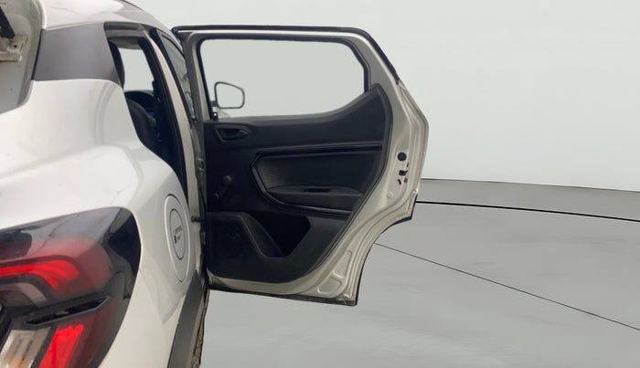 2021 Renault Kiger RXE MT, Petrol, Manual, 31,387 km, RHS Rear Door