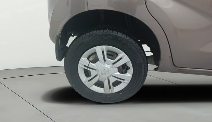 2018 Datsun Redi Go T (O), Petrol, Manual, 40,640 km, Right Rear Wheel
