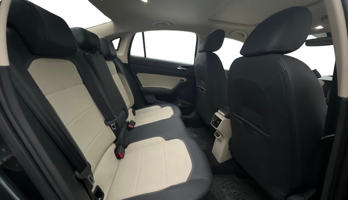 2022 Skoda SLAVIA STYLE 1.0L TSI MT, Petrol, Manual, 63,975 km, Right Side Rear Door Cabin