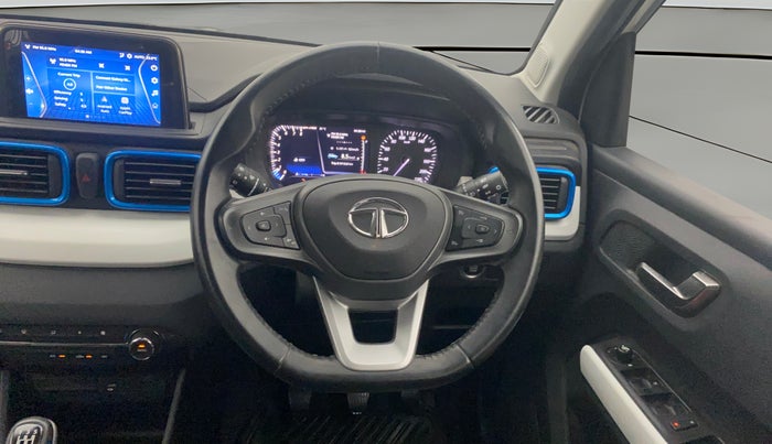 2022 Tata PUNCH CREATIVE  1.2 RTN DUAL TONE, Petrol, Manual, 9,655 km, Steering Wheel Close Up