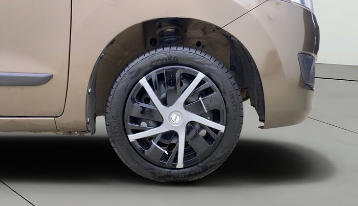 2015 Maruti Wagon R 1.0 VXI, Petrol, Manual, 1,935 km, Right Front Wheel