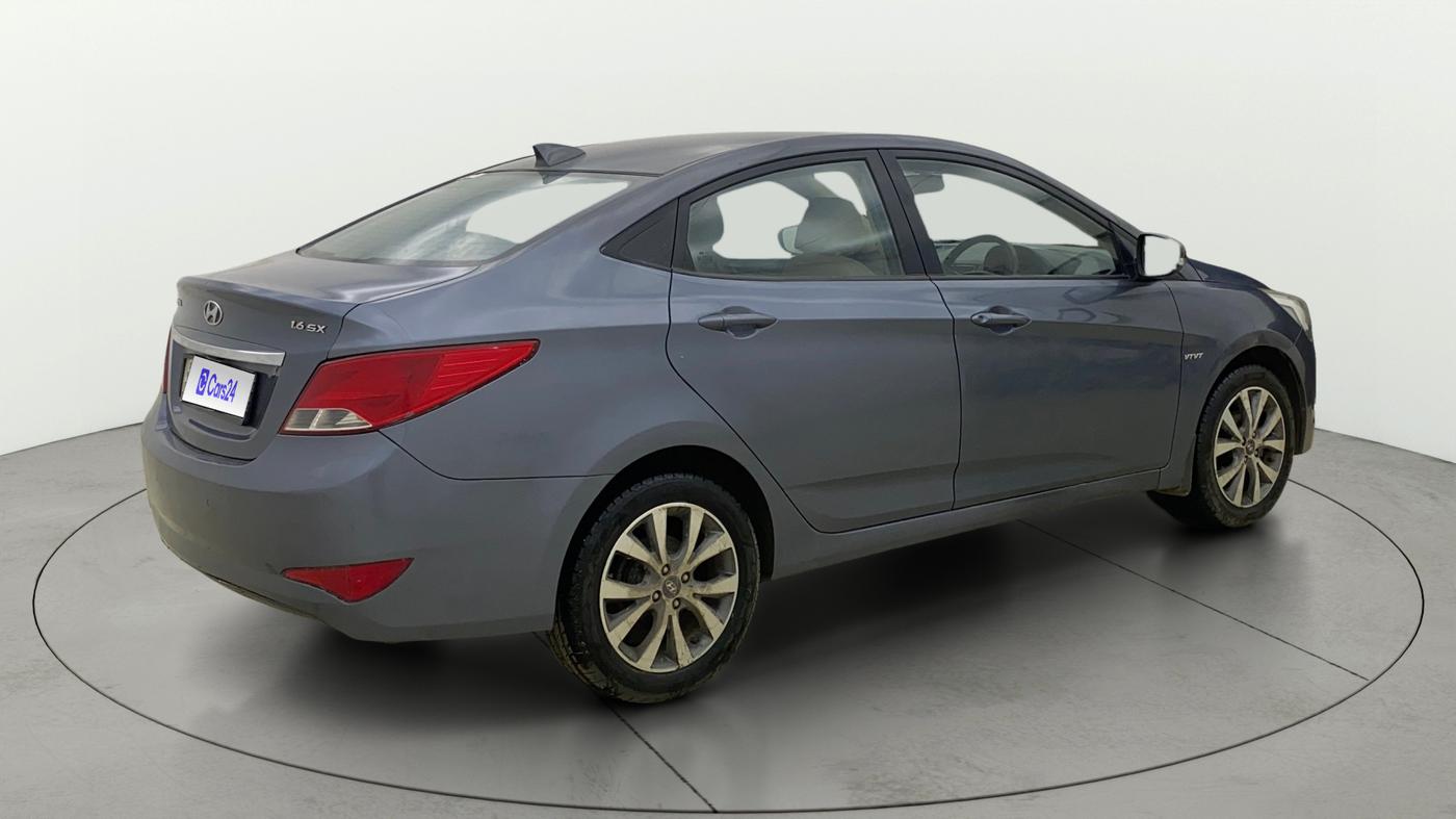 2016 Hyundai Verna 1.6 VTVT SX, Petrol, Manual, 65,299 km, Right Back Diagonal
