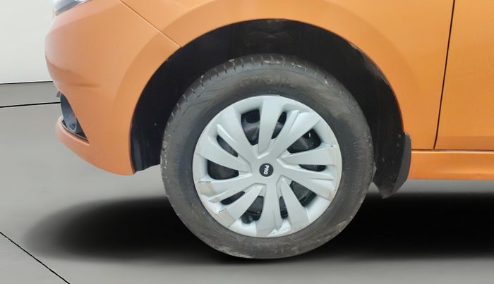 2018 Tata Tiago XT PETROL, Petrol, Manual, 54,381 km, Left Front Wheel