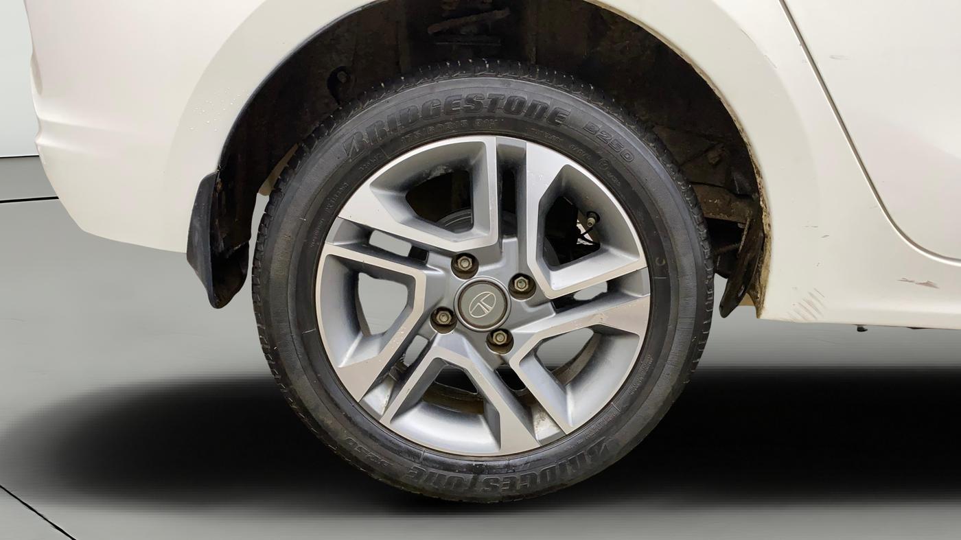 2024 Tata TIGOR XZ PLUS PETROL, Petrol, Manual, 37,220 km, Right Rear Wheel