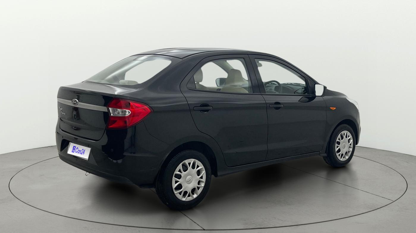 2016 Ford Figo Aspire AMBIENTE 1.2 PETROL, Petrol, Manual, 36,653 km, Right Back Diagonal