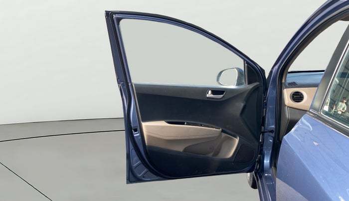 2015 Hyundai Xcent SX 1.2 (O), Petrol, Manual, 82,589 km, LHS Front Door