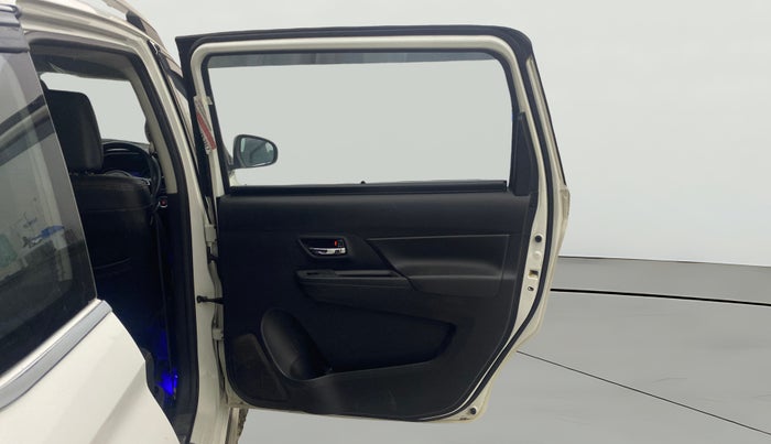 2020 Maruti XL6 ZETA MT, Petrol, Manual, 74,762 km, RHS Rear Door