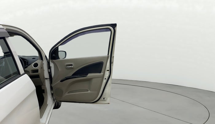 2014 Maruti Celerio VXI, Petrol, Manual, 1,26,121 km, RHS Front Door