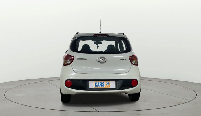 2018 Hyundai Grand i10 SPORTZ 1.2 KAPPA VTVT, Petrol, Manual, 96,033 km, Back/Rear