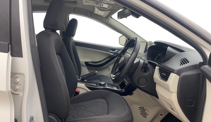 2022 Tata NEXON XZA PLUS (HS) PETROL, Petrol, Automatic, 25,883 km, Right Side Front Door Cabin