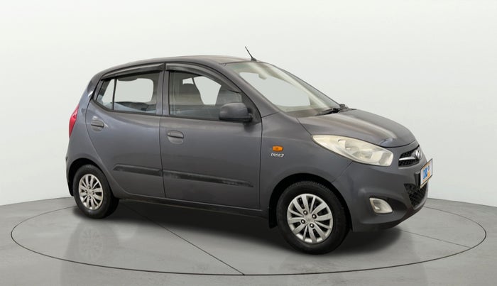 2015 Hyundai i10 SPORTZ 1.1, Petrol, Manual, 81,079 km, Right Front Diagonal