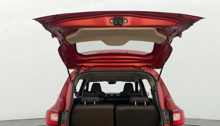 2020 Renault TRIBER RXT, Petrol, Manual, 62,986 km, Boot Door Open