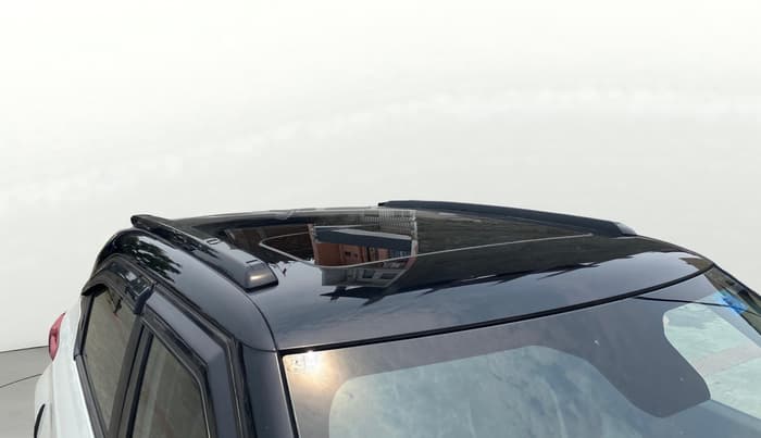 2023 Tata PUNCH Creative Dual Tone AMT Sunroof , Petrol, Automatic, 11,436 km, Roof
