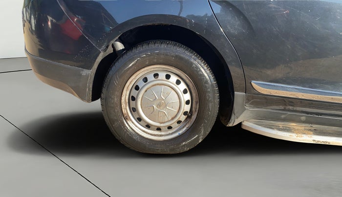 2024 Mahindra MARAZZO M2 8 STR, Diesel, Manual, 84,741 km, Right Rear Wheel