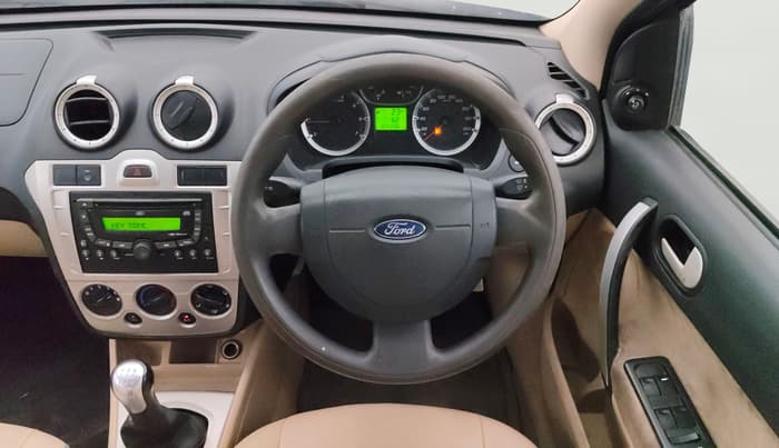 2013 Ford Classic 1.6 DURATEC TITANIUM, Petrol, Manual, 74,249 km, Steering Wheel Close Up