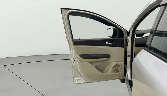 2021 Renault TRIBER RXZ AMT, Petrol, Automatic, 37,036 km, LHS Front Door