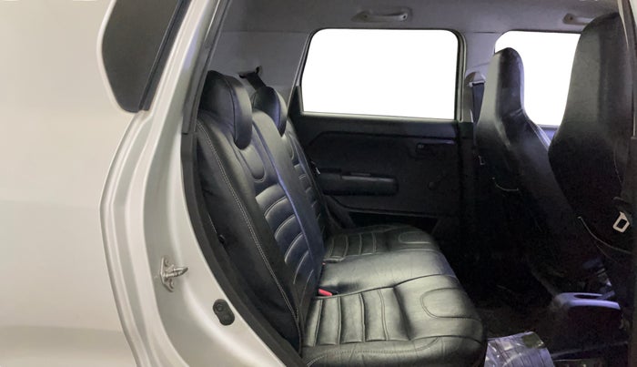 2021 Maruti New Wagon-R LXI CNG 1.0, CNG, Manual, 68,789 km, Right Side Rear Door Cabin