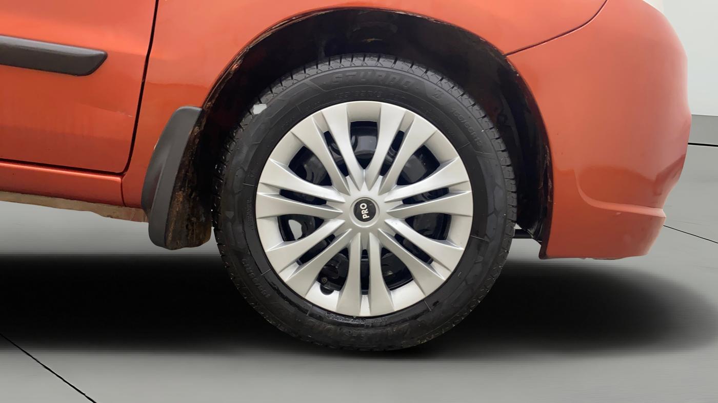 2012 Maruti Zen Estilo VXI, Petrol, Manual, 64,294 km, Right Front Wheel