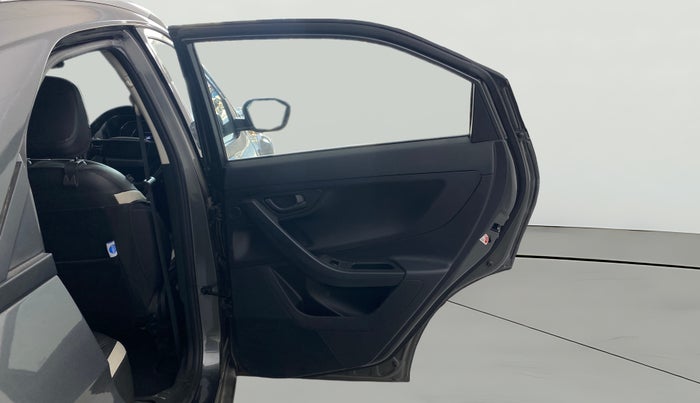 2024 Tata NEXON Smart + 1.5, Diesel, Manual, 19,983 km, RHS Rear Door