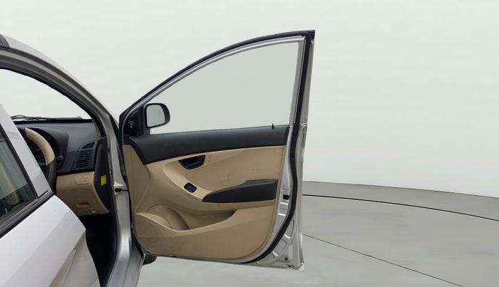 2014 Hyundai Eon MAGNA +, Petrol, Manual, 92,522 km, RHS Front Door