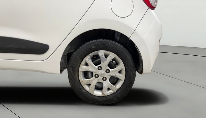 2016 Hyundai Grand i10 Sports plus 1.2, Petrol, Manual, 69,094 km, Left Rear Wheel