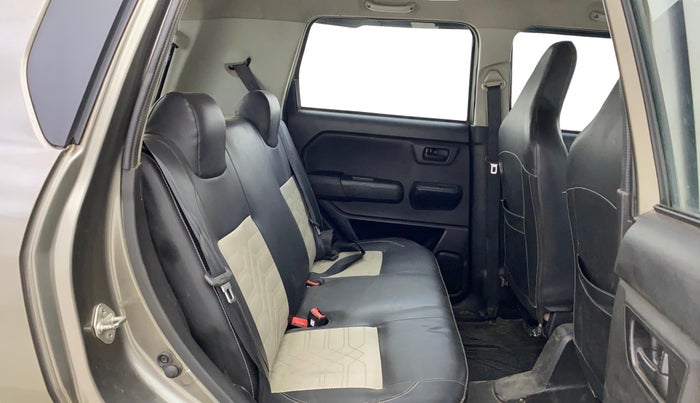 2022 Maruti New Wagon-R LXI CNG 1.0, CNG, Manual, 1,09,976 km, Right Side Rear Door Cabin