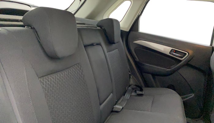 2018 Maruti Vitara Brezza ZDI, Diesel, Manual, 39,636 km, Right Side Rear Door Cabin