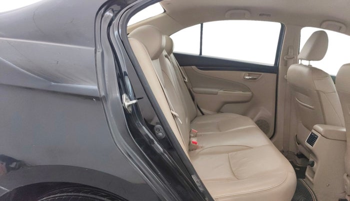 2017 Maruti Ciaz ALPHA 1.4 PETROL, Petrol, Manual, 90,075 km, Right Side Rear Door Cabin