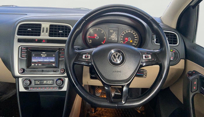 2017 Volkswagen Ameo HIGHLINE PLUS 1.5L 16 ALLOY, Diesel, Manual, 1,08,066 km, Steering Wheel Close Up