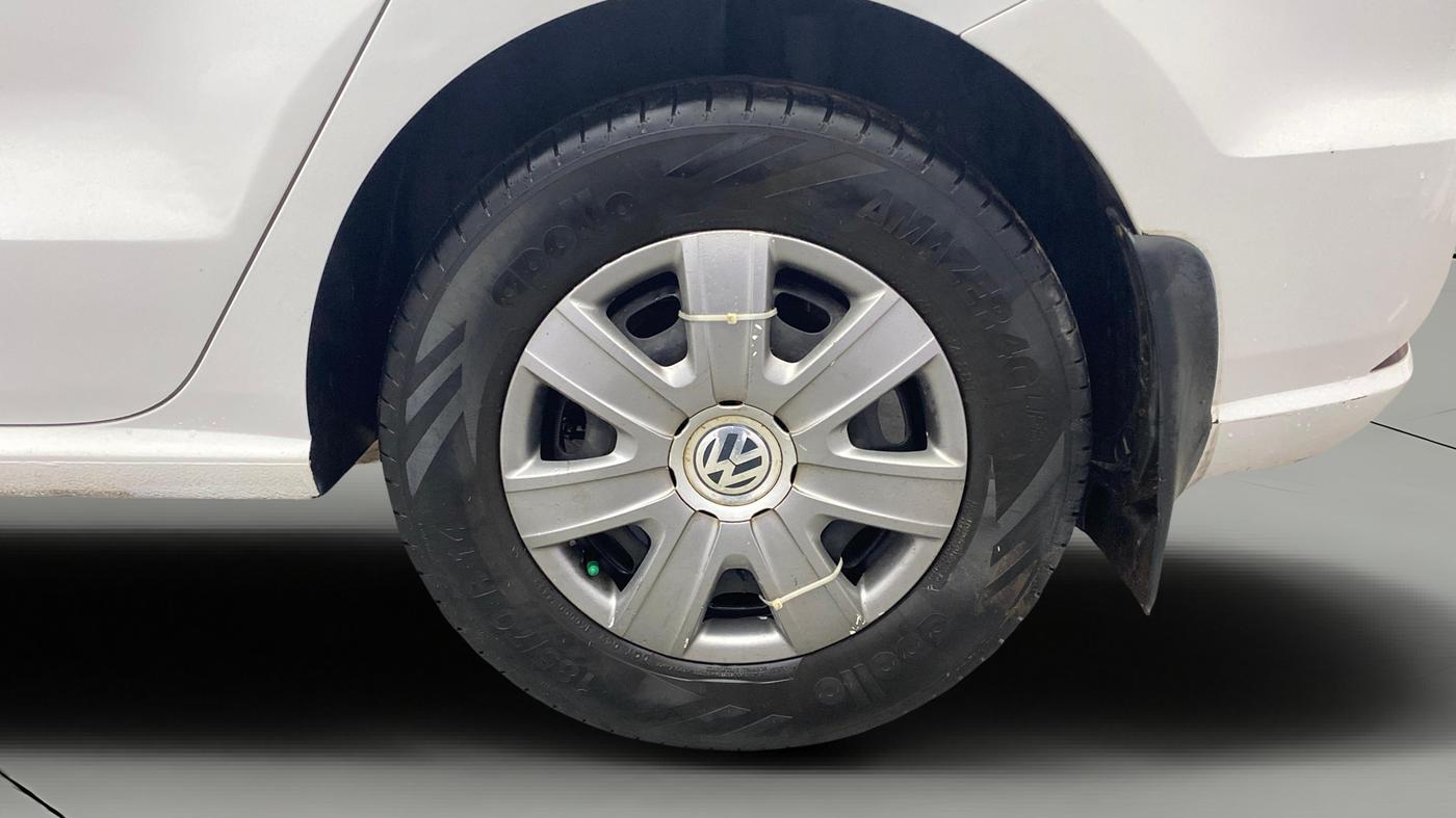 2019 Volkswagen Ameo TRENDLINE 1.0L, CNG, Manual, 86,500 km, Left Rear Wheel