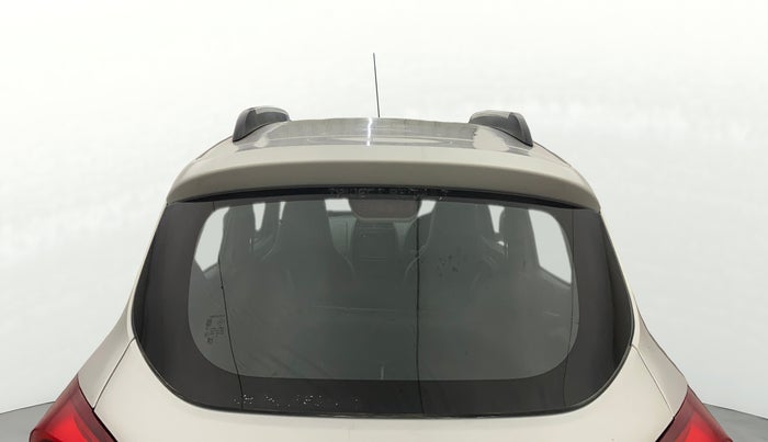 2017 Renault Kwid RXL 1.0, Petrol, Manual, 30,545 km, Rear Windshield