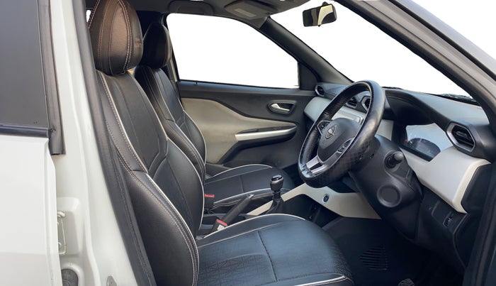 2021 Nissan MAGNITE XV MT, Petrol, Manual, 26,538 km, Right Side Front Door Cabin