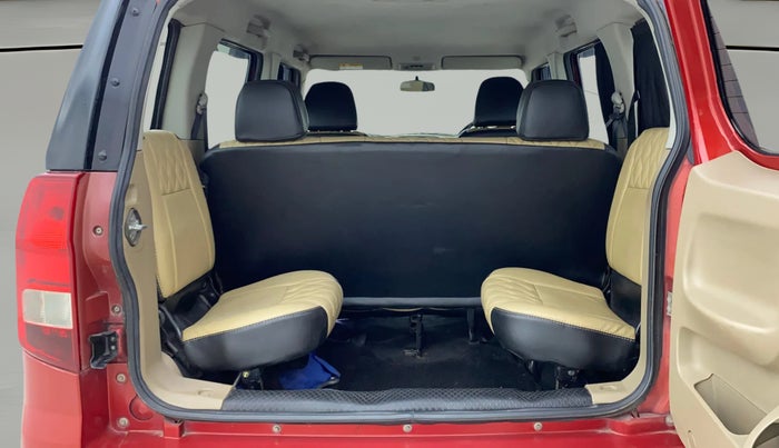 2016 Mahindra TUV300 T8, Diesel, Manual, 37,779 km, Boot Open Zoomed View