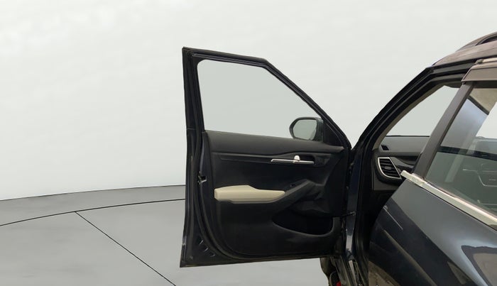 2022 KIA SELTOS HTK PLUS 1.5 IMT, Petrol, Manual, 34,293 km, LHS Front Door