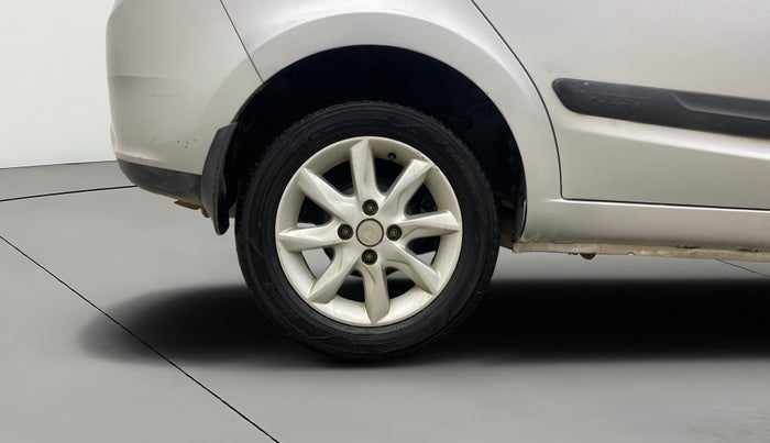 2016 Tata Zest XT 90PS DIESEL, Diesel, Manual, 52,419 km, Right Rear Wheel