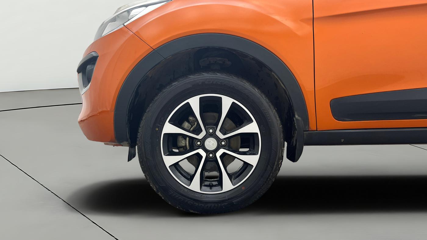 2019 Tata NEXON XM PETROL, Petrol, Manual, 29,261 km, Left Front Wheel