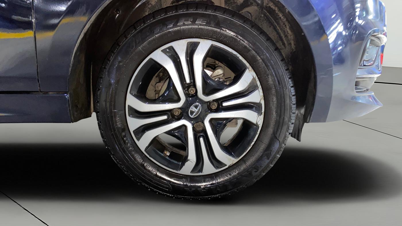 2022 Tata Tiago XT PETROL, Petrol, Manual, 82,299 km, Right Front Wheel