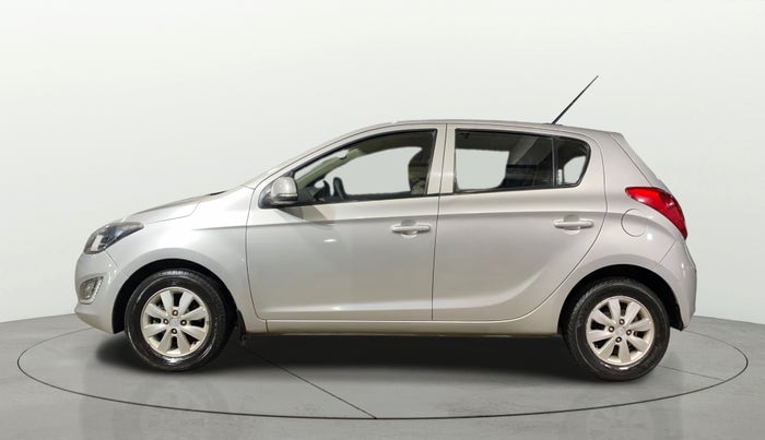 2013 Hyundai i20 SPORTZ 1.2, Petrol, Manual, 53,130 km, Left Side