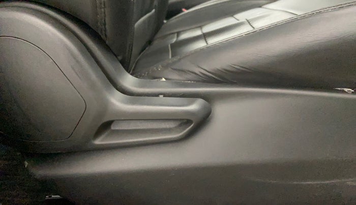 2021 Tata Tiago XT PETROL, Petrol, Manual, 24,537 km, Driver Side Adjustment Panel