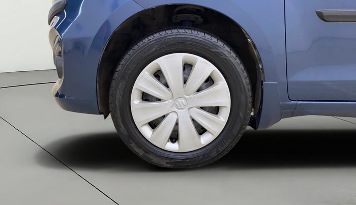 2016 Maruti Ertiga VXI CNG, CNG, Manual, 69,392 km, Left Front Wheel