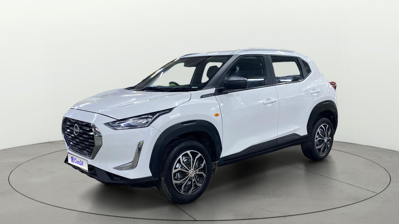 2024 Nissan MAGNITE XE, Petrol, Manual, 7,930 km, Left Front Diagonal