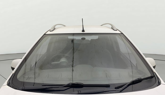 2013 Chevrolet Beat LT PETROL, Petrol, Manual, 68,685 km, Front Windshield