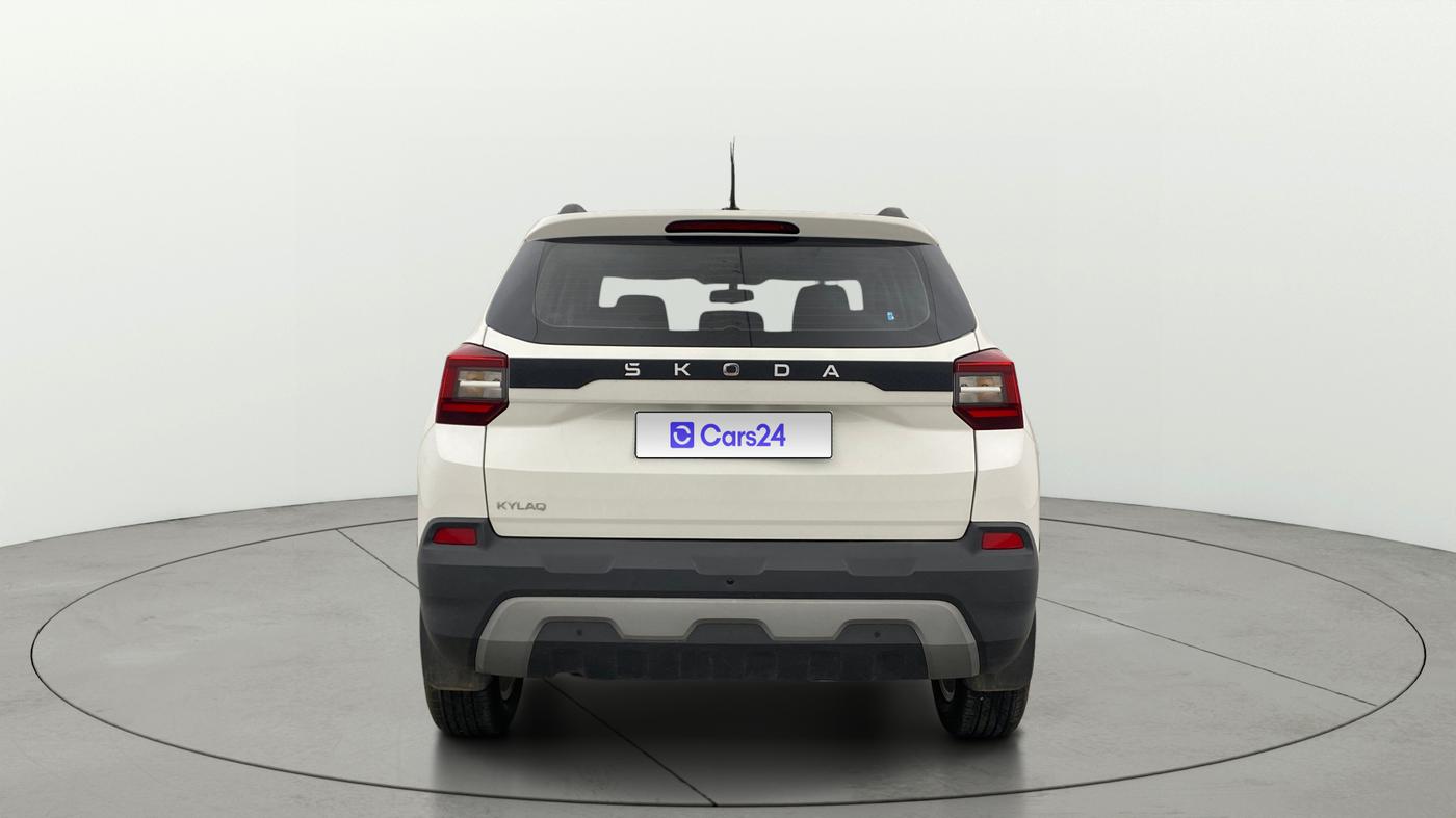2025 Skoda Kylaq Signature, Petrol, Manual, 4,591 km, Back/Rear