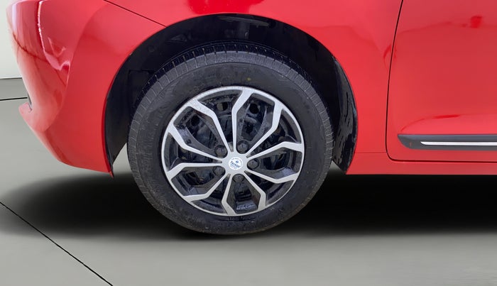 2016 Maruti Baleno DELTA PETROL 1.2, Petrol, Manual, 77,090 km, Left Front Wheel