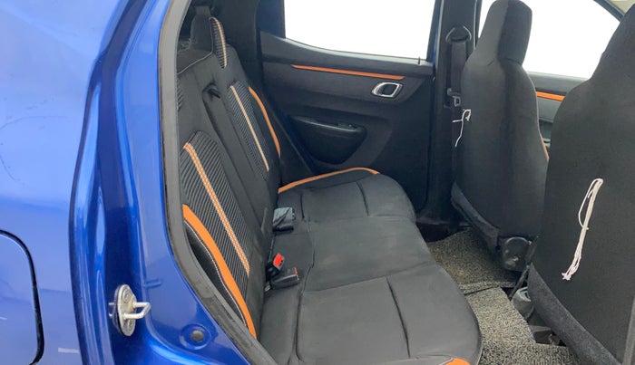 2020 Renault Kwid CLIMBER 1.0 (O), Petrol, Manual, 34,911 km, Right Side Rear Door Cabin