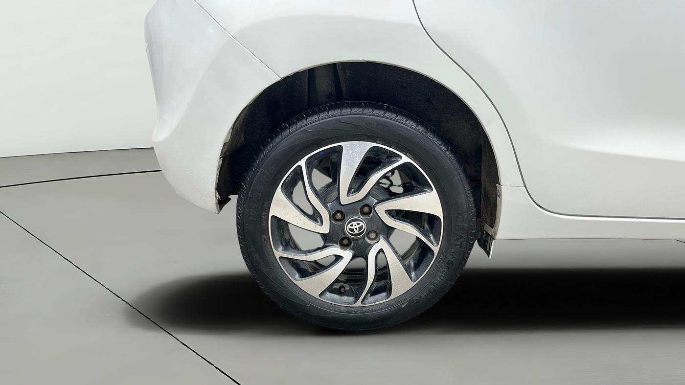 2021 Toyota Glanza G, Petrol, Manual, 99,637 km, Right Rear Wheel