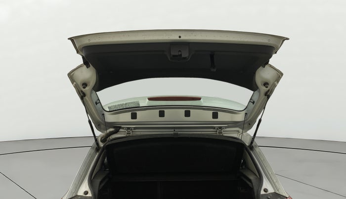 2022 Skoda KUSHAQ STYLE 1.5L TSI MT, Petrol, Manual, 15,817 km, Boot Door Open